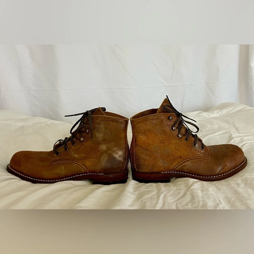 Wolverine 1000 mile leather gold/ brown women's boot Size 6